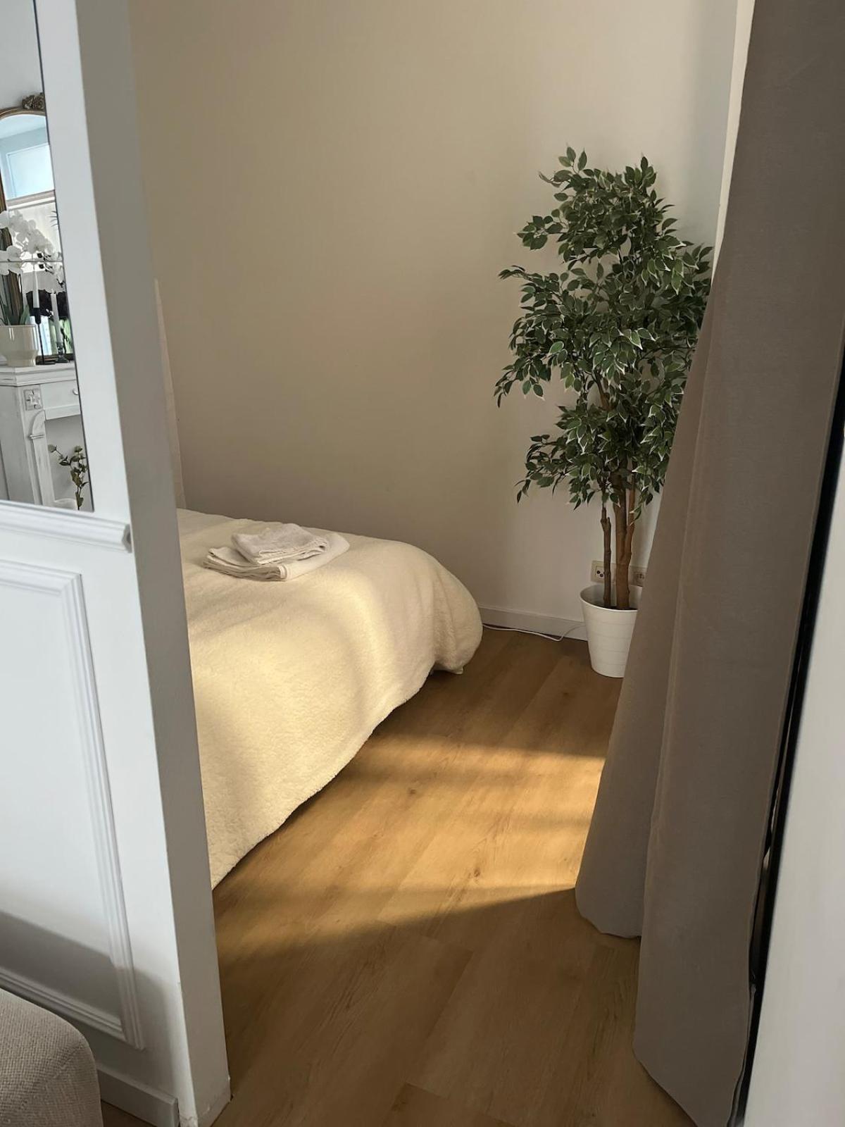 Charming In Saint-gilles, Brussels, Perfect Getaway Căn hộ *